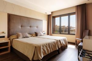 ImagenHotel Pedro I De Aragon 4 Estrellas SUPERIOR 5