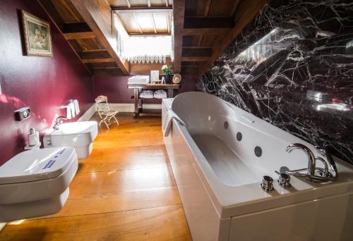 ImagenHotel Monumento Pazo de Orbán 2