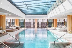 ImagenFour Seasons Hotel Madrid 7