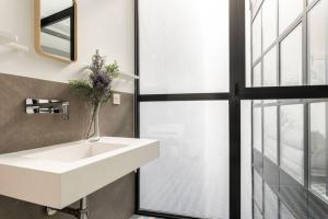 ImagenPop Art, Alameda de Hercules,loft Casco Antiguo 5