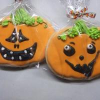 Friends Of Yours? Getting ready for Halloween! Sugar Cookies with RI TFL!