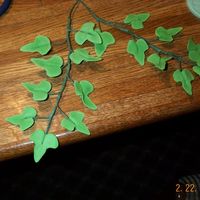 Gumpaste Ivy First atempt at making gumpaste ivy