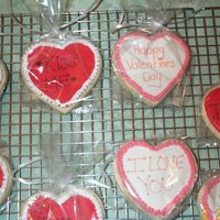 Valentines2.jpg A photographer I am not. I hope you can see these okay. I used the no-fail recipe with Antonia's icing and food writers. TIA for your...