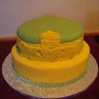 Irish Claddagh Wedding Cake The bride wanted to celebrate her Irish heritage with cake! My idea was to recreate a Claddagh Ring to wrap around the cake