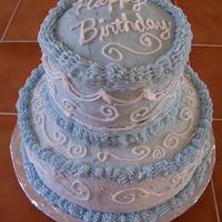 Cake_007.jpg Same cake, Different angle. White cake with buttercream icing.