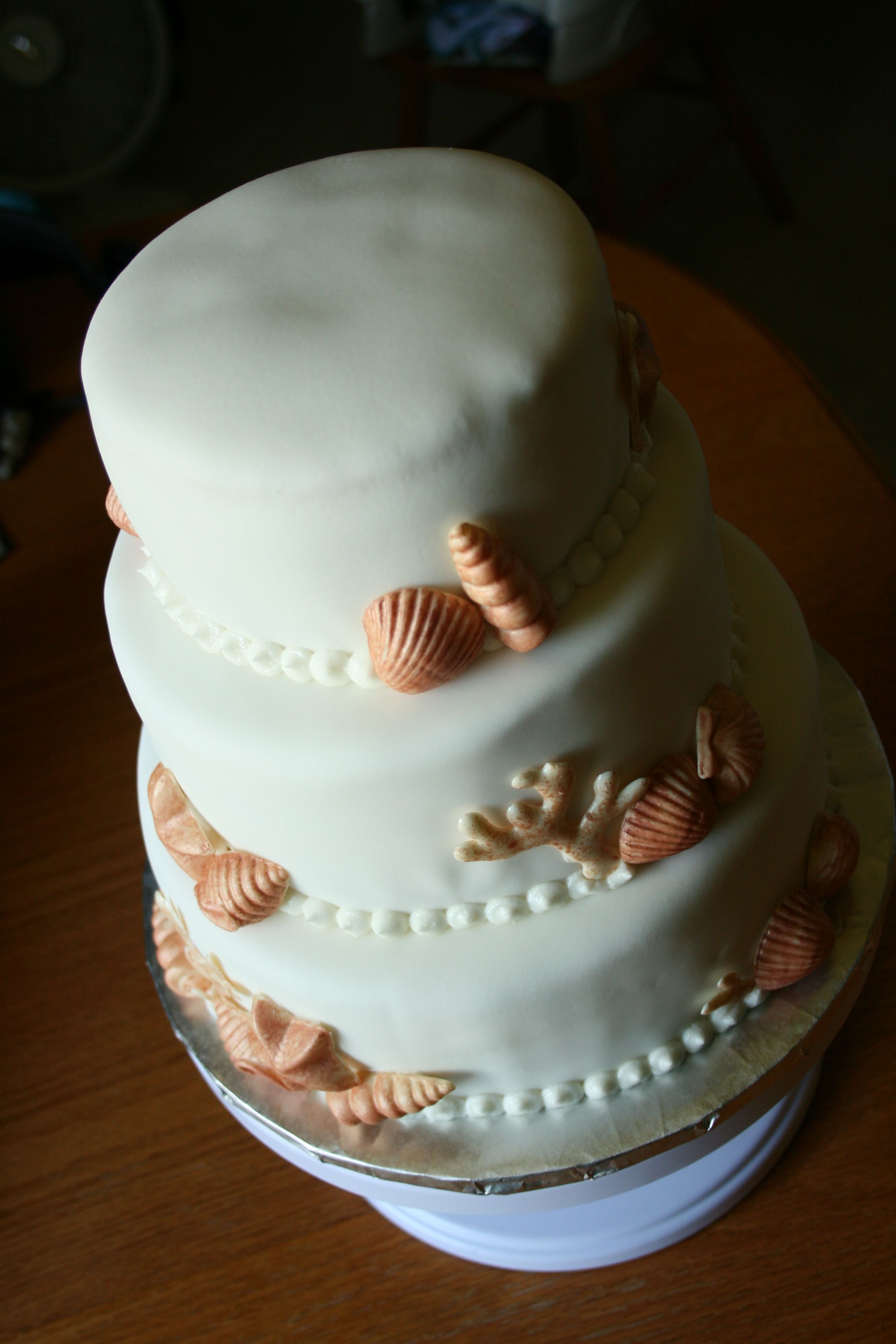 Seashell Wedding Cake 