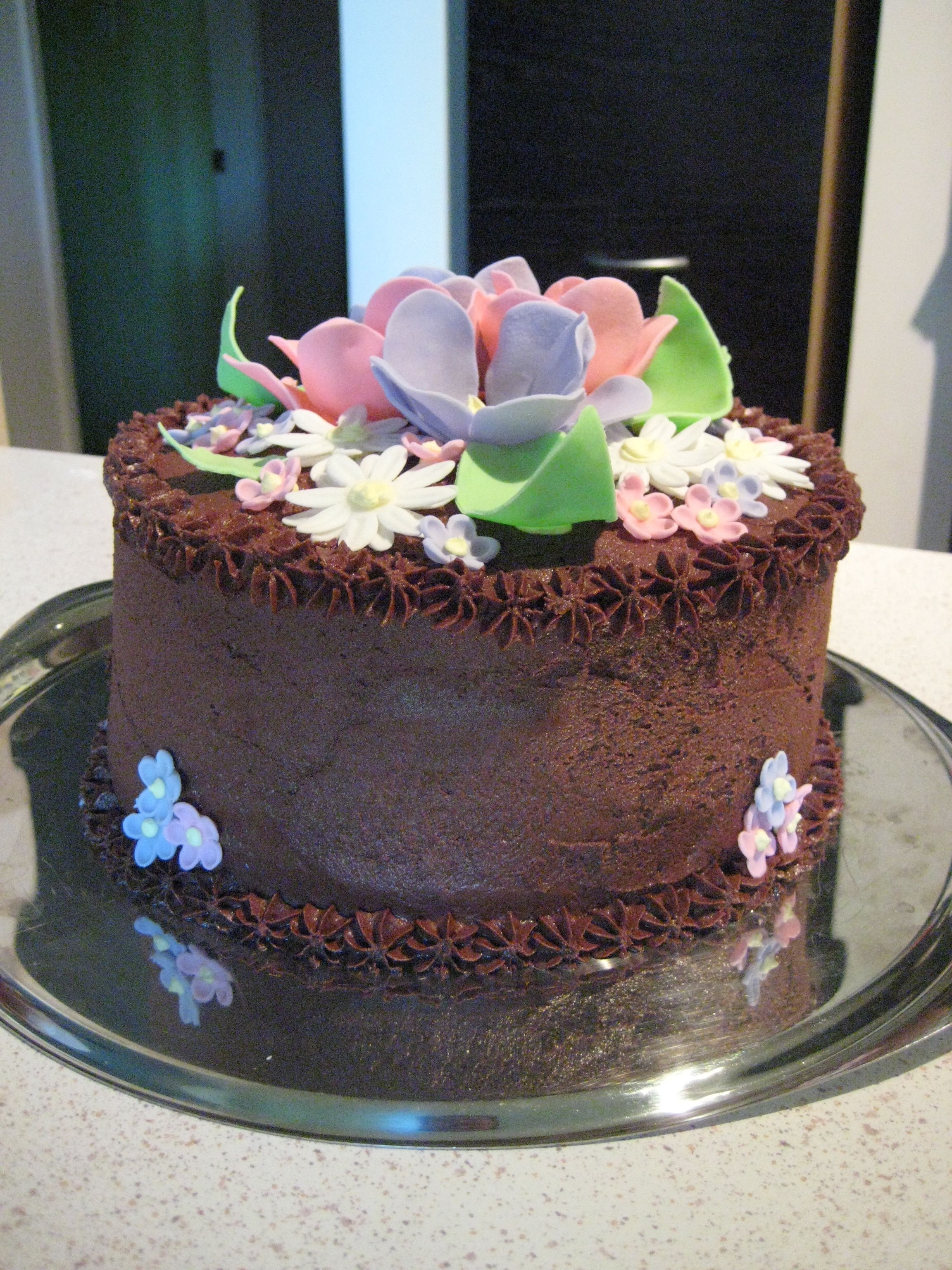 Flower Cake My first real attempt at gumpaste flowers!