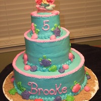 Little Mermaid Buttercream w/fondant shells and brown sugar sand