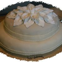 Wedding Cake Whit Cala Lillis This is the first wedding cake i madeIt was for my aunt og onkel.
