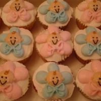 Baby Shower Cupcakes 