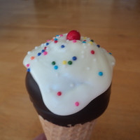 Ice Cream Cake Pops I saw this several times here on Cake Central and wanted to try them. I think they turned out ok, not the best but not the worst.