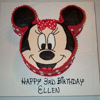 Minnie Mouse I've loved jaklotz1's Minnie Mouse cake so much, and have always wanted to do it. So when a friend asked to make an all-BC Minnie...