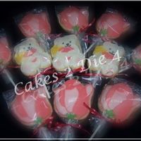 Beary Rosy Cookies Bear and Roses Sugar Cookies decorated with Alice Cookie icing. Goldilocks was away at the time of filming.