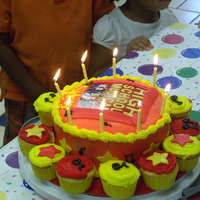 High School Musical With Cupcakes 