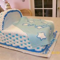 Boy Bassinet Bassinet for a babyshower with fondant blanket