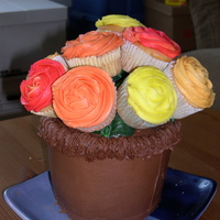 Mothers Day Cupcake Bouquet Mad for my mom, WASC cupcakes with WASC for the planter.