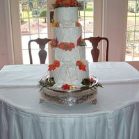 Fall Wedding Cake Real flowers. Fondant bows and pearls.