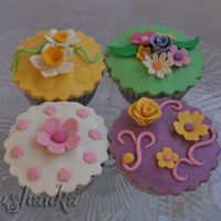 Spring Cupcakes 