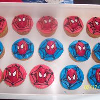 Spiderman Cupcakes Spiderman cupcakes to go along with Spiderman cake. Spiderman heads are chocolate peanut butter candies