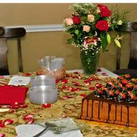 Chocolate And Strawberries mexican chocolate cake, chocolate buttercream, Ganache, and choc dipped strawberries