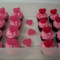 Valentine's Day Mini Cupcakes Mini cupcakes for valentine's day.