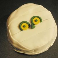Mummy Cake 