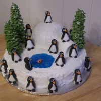 100_2321.jpg This cake was really fun to make!