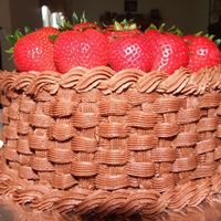 Basket Of Stawberries Cake I just LOVE doing the basketweave that I learned last week at the end of Course II. I wanted to practice yet again so I made a cake to...