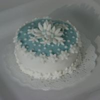 All Fondant Decoration With Royal Dots 