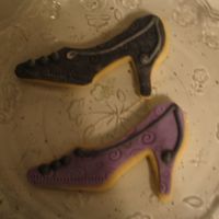 Fondant Shoes As you can see I drew 'inspiration' from the Flour Pot! FIrst time with fondant...