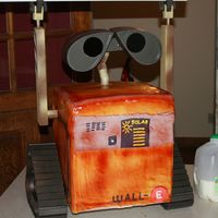 Big Wall-E He turned out way bigger than i anticipated... but you only turn two once, right? His arms, head, and tracks are made of paperstone, which...