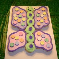 Butterfly Cupcake Cake Made this for a friend of mine who's a kindergarten teacher and took it to her class for her brithday. My first cupcake cake! It was...