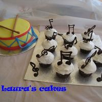 Musical Birthday Cake and cupcakes for a music themed party. Ideas taken from cakes here. Thanks for the inspiration!