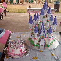 Big And Little Princess Cake This picture shows the smash cake with a tiara on it for her smash cake