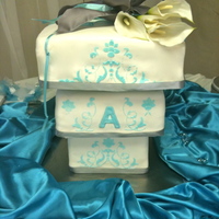 First Up-Side-Down Wedding Cake 