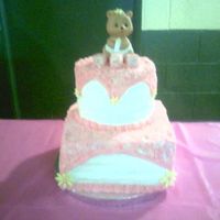 Beary Sweet. This one was difficult. The host wanted buttercream because I could do more decoration with it, but the mom to be SPECIFICALLY wanted cream...