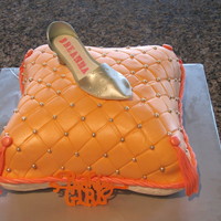 Bre's 16Th B'day First pillow cake. Trimmed the bottom layer a little too short so the tassels aren't in exactly thr right place but I'm still...