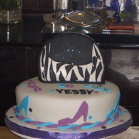 Cartera Animal Print Este es mi primer intento de un bizcocho en forma de cartera.