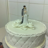 Sponge Vanilla Weding Cake With Fondant Icing 