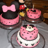 Minnie Mouse 1St Birthday Group of cakes for girl's first birthday