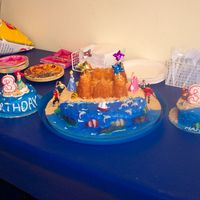 Princess And Pirate Theme I made this for a friend b-day. It was a join b-day. BC frosting it was really fun to make.