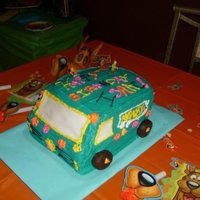 Mystery Machine made this cake for my sons birthday, very fun!!