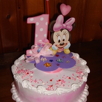 Minnie Bebe Dominican cake with pinapple filling
