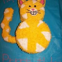 Happy Prrr-Thday This cat cake was made for a cat lover's. She has several cats and her friends want some type of cat cake for her birthday.