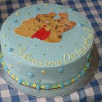 Dsc_0002B.jpg This is my horrid first attempt at a royal flow! I definatley learned what NOT to do! lol Lemon cake w/ strawberry filling