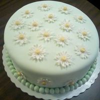 Daisy Cake MMF with gumpaste daisies.