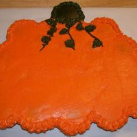 Pumpkin Cupcake Cake This was done for a party at my daughter's dance studio. All done in B/C.