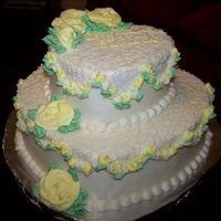 Yellow Roses My version of Wilton's "Heart Adoration" fromt the Dream Cakes book.