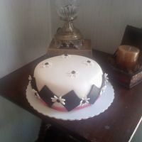 First Time Fondant Cake! I was very nervous about doing this cake. I turned out to be not nearly as tough as I thought it would be.