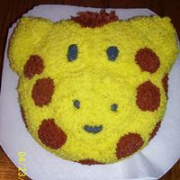 Wilton Course 1 First cake for class.. Star tip..